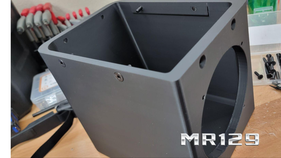 6.5" Rear Trunk Subwoofer Sealed Enclosure for Mercedes R129