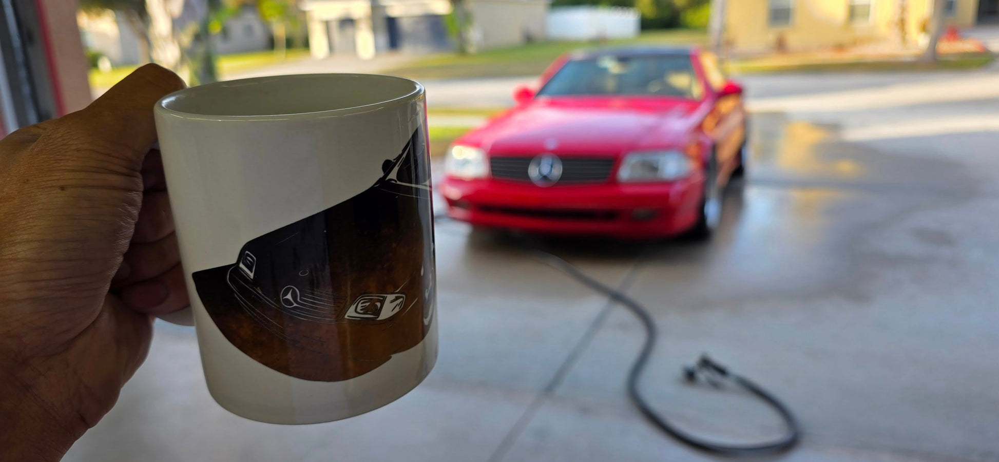 MR129_mug_r129_coffee_morning_perfect_facelift_red