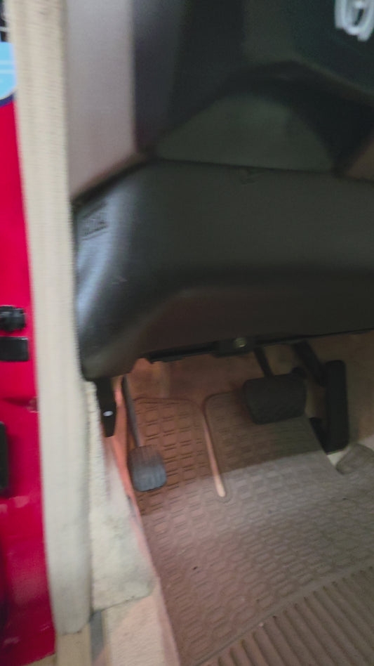 MR129 - Low Profile Knee Bolster